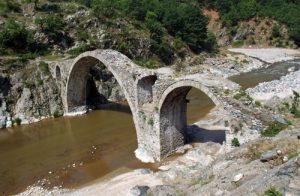 01 MARTINOS FRAGISKOS RODOPI GENTI-BOUROU