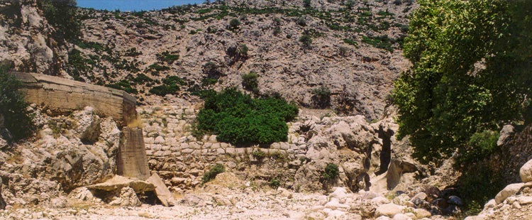 slides.BarnakasAlyziasFragma2_framegk-is-118